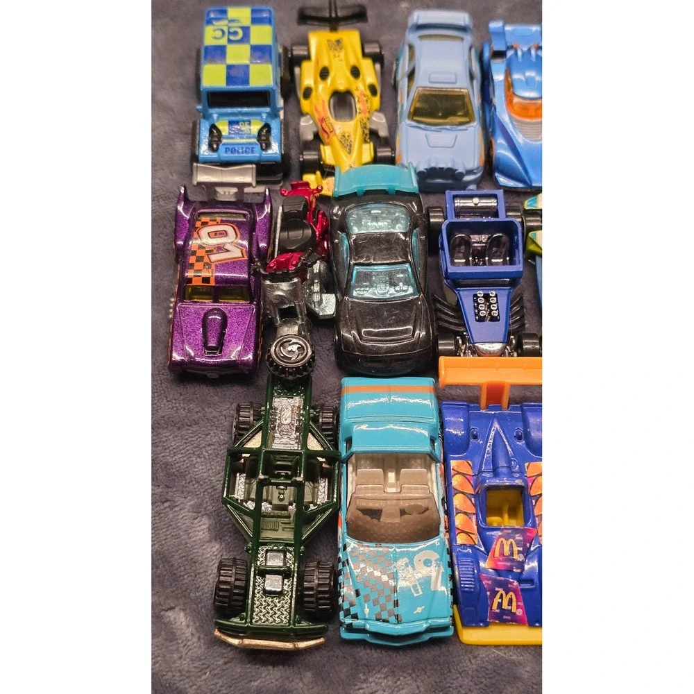 Hot Wheels lot 20